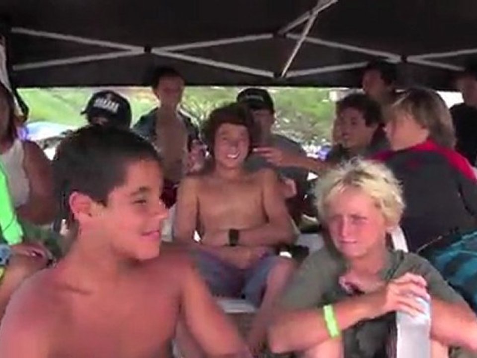 Volcom VQS Pufferfish Surf Series at Makaha (S4W12)