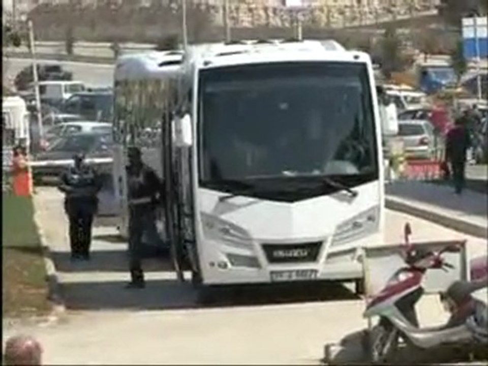 _KIZIL_ADLIYEYE_CIKARTILISI_UA