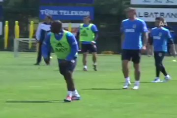 Hazırlıklar sürüyor