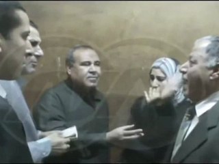 الثورة مستمرة تنهي ازمة بين ضابط بالجيش وصحفيين بالدقهلية