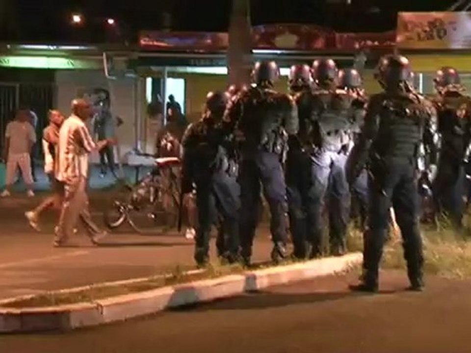 Reportage émeute du Chaudron Ile de la Réunion  3ème nuit