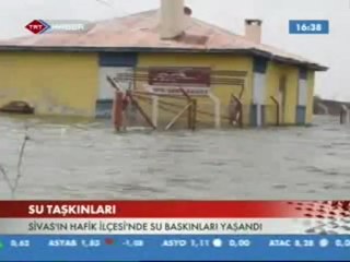 Hafik futbol Sahası su baskını