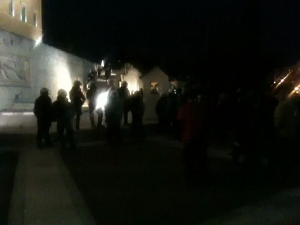 Ένταση στο Σύνταγμα