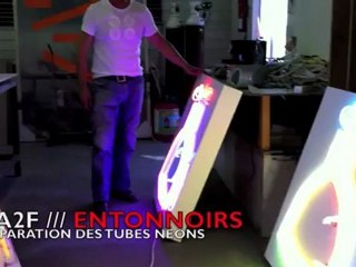 MA2F /// "NÉONS GENRÉS" Préparation des tubes de lumière Masculins & Féminins
