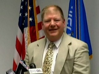 80-year-old lands plane after husband dies at controls