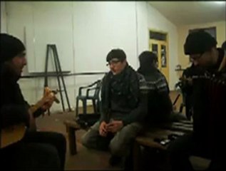 Discover the Beautiful Georgian Song 'Akvavebula Aragvze Deka' 🎶