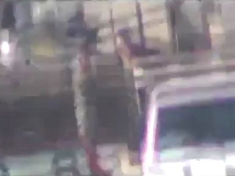 فري برس حماة الحميدية أرتال الجيش و الدبابات وسيارات الأمن و مضادات الطيران 4 4 2012 ج3