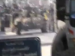 فري برس   حماة الحميدية أرتال الجيش و الدبابات وسيارات الأمن و مضادات الطيران 4 4 2012 ج1