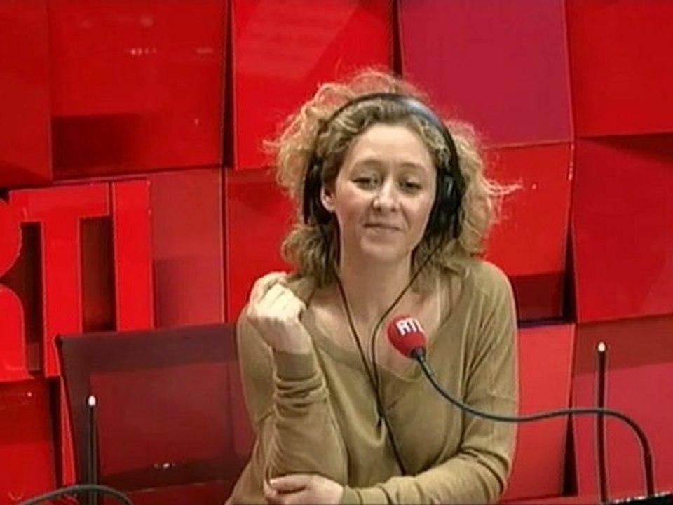 "Les Carnets d'Alba" : pour les clips de campagne, Bayrou a gagné