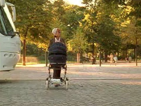 MAUVAIS ESPRIT - Bande-annonce VF