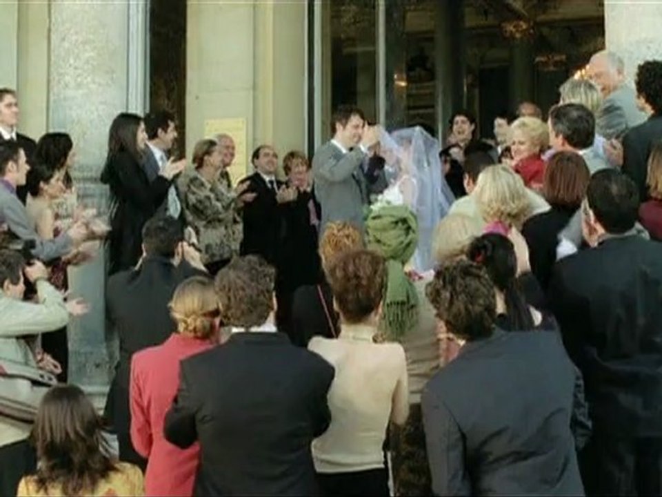 UNE VIE A T'ATTENDRE - Bande-annonce VF