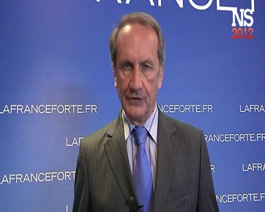 Gerard Longuet : "Nicolas Sarkozy est un grand chef des armées"