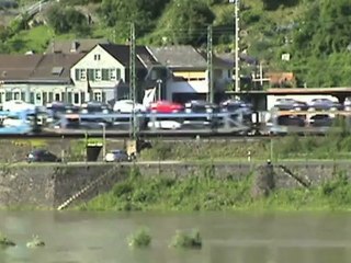 Eisenbahnen und Schiffe bei Kaub am Rhein, R4C 185, DBAG 185, 145, 2x 143