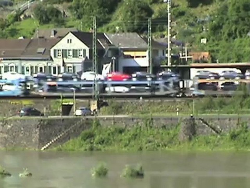 Eisenbahnen und Schiffe bei Kaub am Rhein, R4C 185, DBAG 185, 145, 2x 143