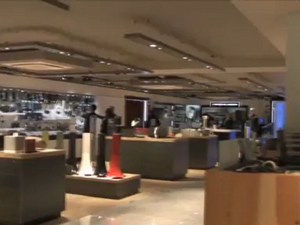 Luxury tech video
