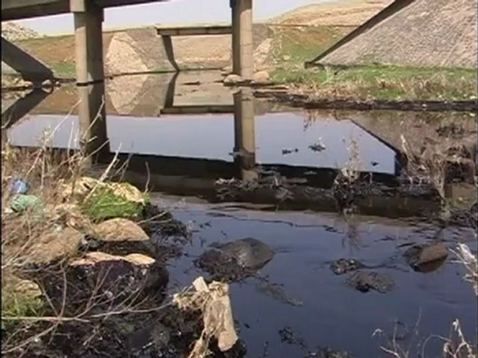 Pipeline bursts in Turkey