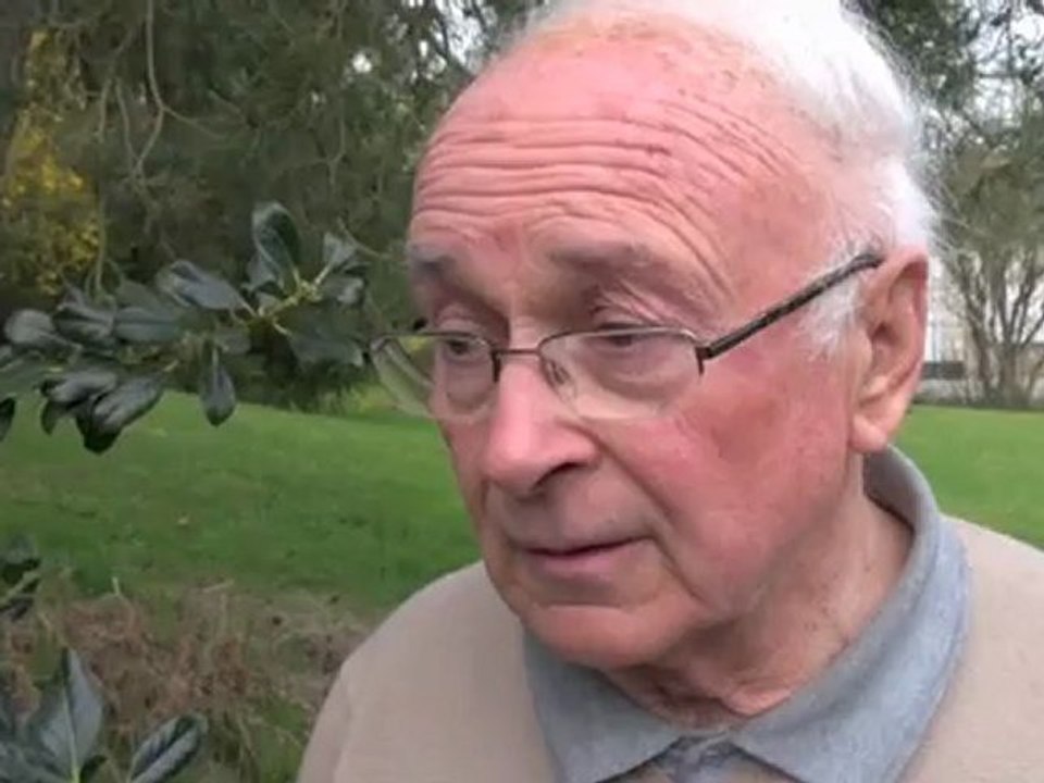 Yves Guidon vole à terre grâce à son simulateur