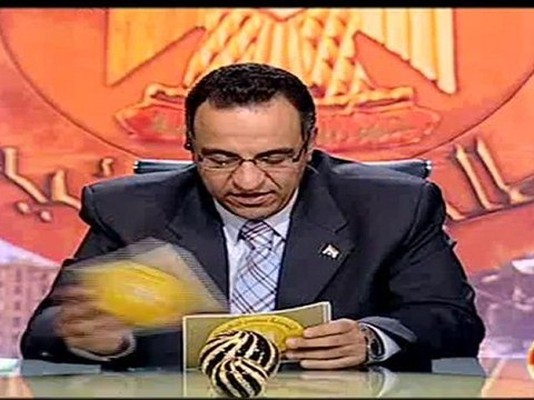 مطلوب رئيس - هشام إسماعيل : مناظرة بين الراقصة و المدرس