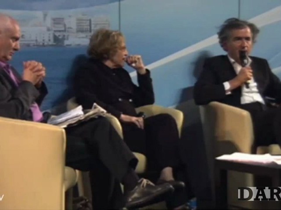 BHL assome la bureaucrate Zorah Drif de faire sa mea culpa sur les actes du FLN