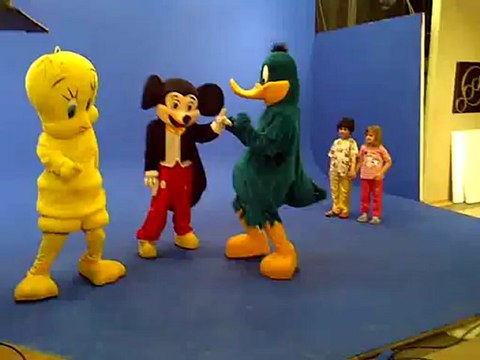 sihirli annem çekımleri (STAR TV ) MASKOT, MASKOT KİRALAMA, MASKOTCUM, ÇOCUK ETKİNLİKLERİ, ÇİZGİ FİLM KAHRAMANLARI, MASKOTUM, MASKOT ATÖLYESİ, MASKOTUM, MASKOT BANDO, MASKOT ÜRETİMİ, FİRMA MASKOTU, MİKİ MAUS, MİNİ MAUS, TWEETY,