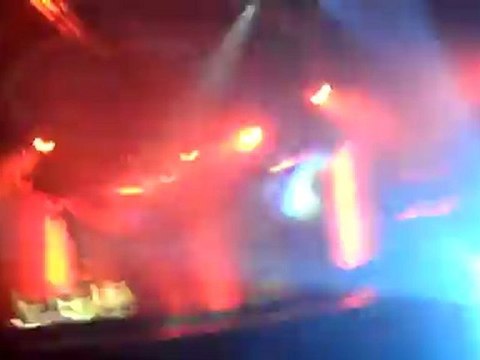 NOIZE SUPPRESSOR VS MAD DOG LIVE @ MASTERS OF HARDCORE THE VORTEX OF VENGEANCE