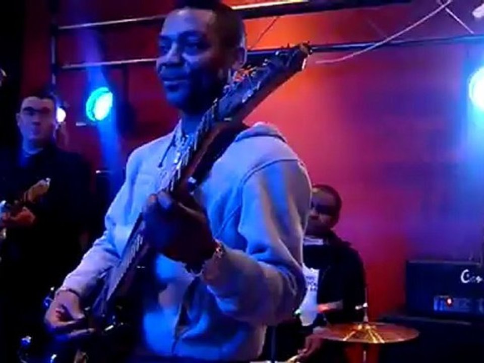 clan zaiko langa langa intro musical -