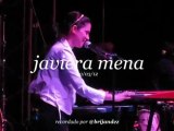 Javiera Mena en Tijuana performa Yo no te pido la luna