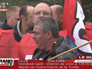 Decoster : Les salariés séquestrent leur patron ! (Sequedin)