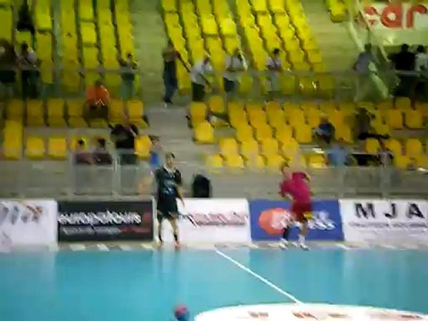 Uwe Gensheimer et son poignet élastique ! Handball