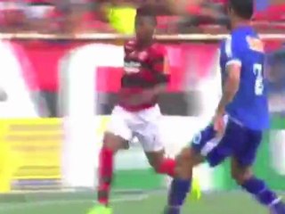 Muralha passeur avec Flamengo