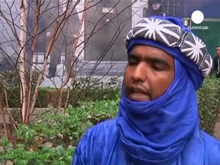 Los rebeldes tuareg proclaman la independencia del norte...