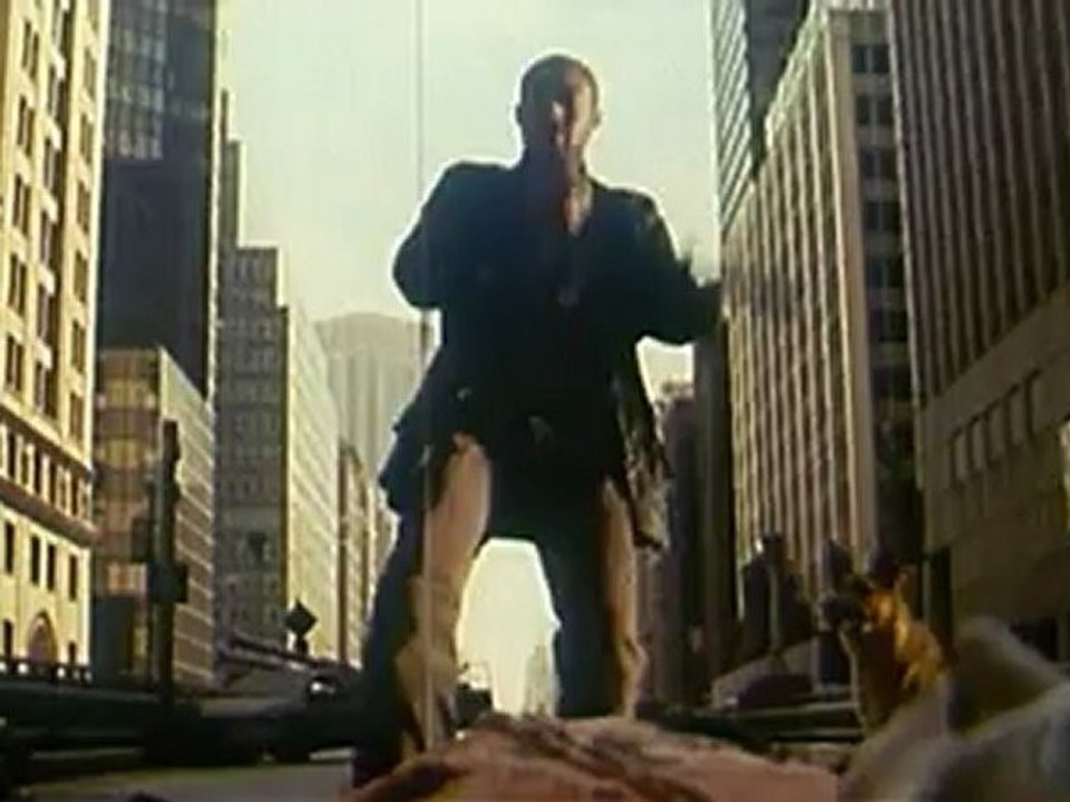 JE SUIS UNE LEGENDE - Bande-annonce2 VF