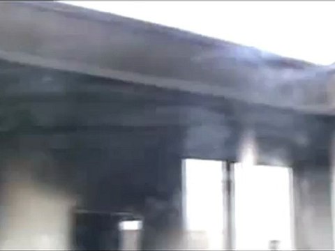 فري برسئ ريف حماه المحتل جرائم النظام السوري حرق احد المنازل في قلعة المضيق 5 4 2012