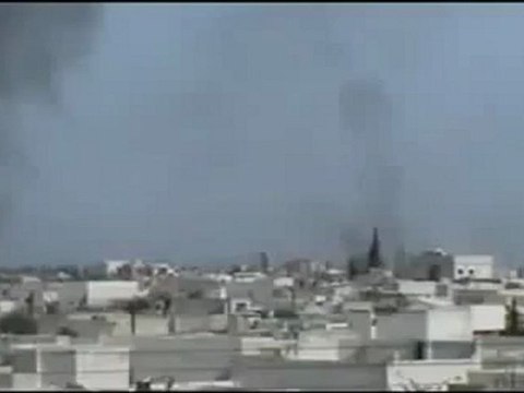 فري برس حماة المحتلةأعمدة الدخان تتصاعد من منازل المواطنين 5 4 2012