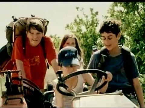 PETITS HEROS - Bande-annonce VO