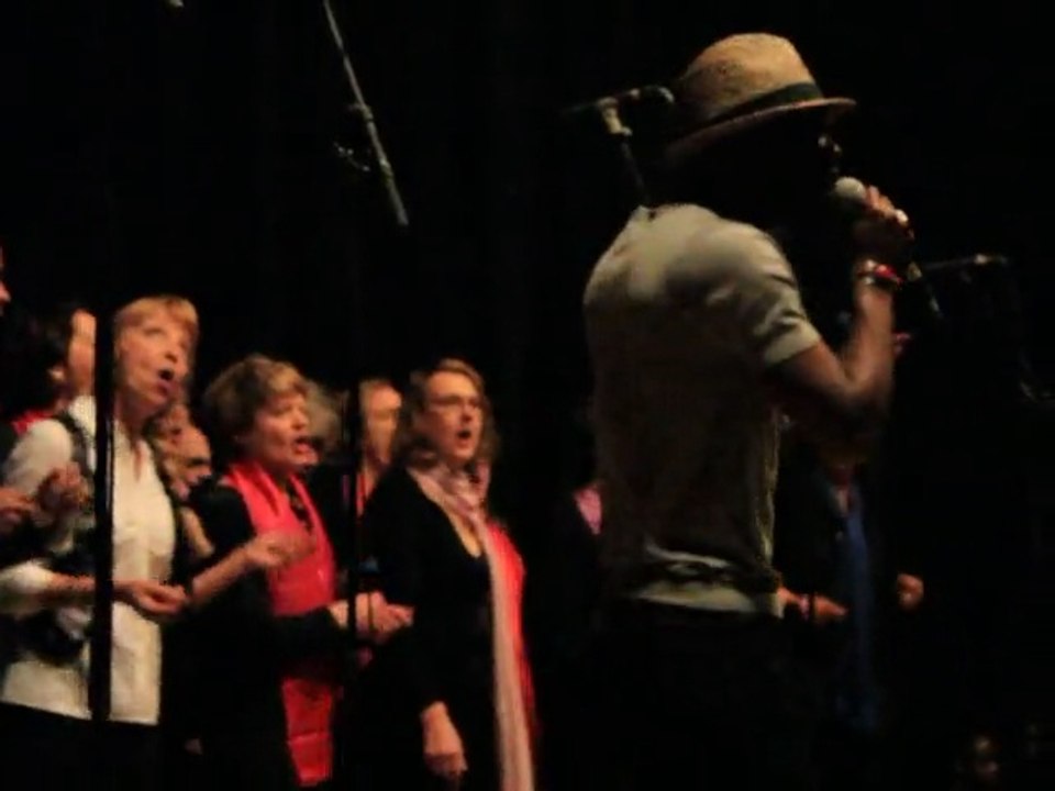 PEEDA INFO CONCERT (DIRECT SUR AFRICA 24 TV LE 14 AVRIL 2012)