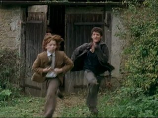 ENFANCES - Bande-annonce VF