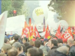 PAR SUITE D'UN ARRET DE TRAVAIL DU PERSONNEL - Teaser3 VF