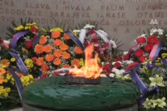 11541 kırmızı sandalye