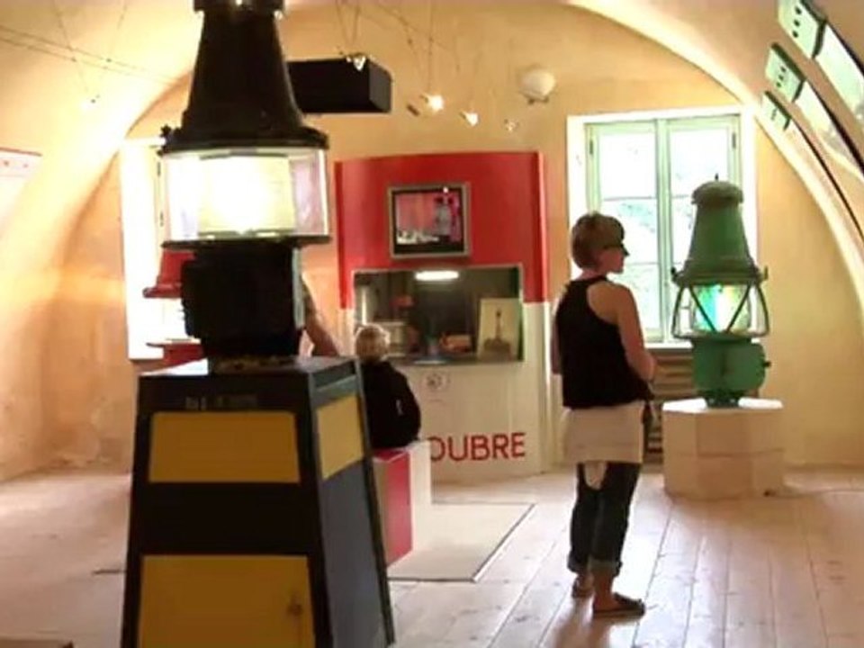 Découvrez le phare des baleines sur l'île de Ré