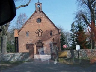 Bądź tu pomóż mi nieść mój  krzyż.-  w  mojej  fotografii