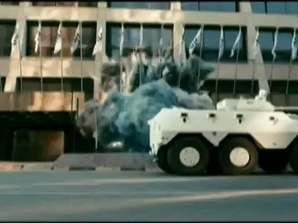 DISTRICT 9 - Teaser VO