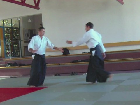 Tachi-waza Ai-hanmi Katate-dori Kote gaeshi Ura