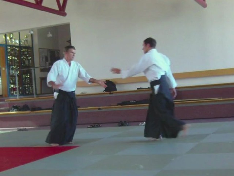 Tachi-waza Ai-hanmi Katate-dori Kote gaeshi Ura