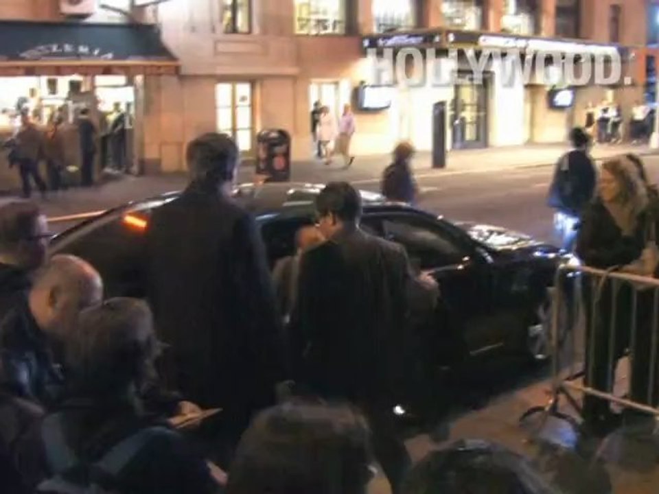 Matthew Broderick greeting fans at "Nice Work If You Can Get It"