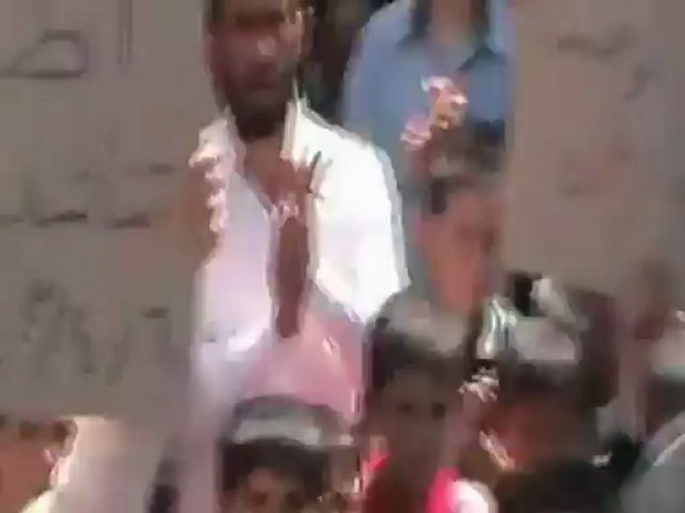 فري برس ريف حماه المحتل مظاهرة لنازحي قلعة المضيق بجمعة من جهز غازيا فقد غزا 6 4 2012 ج1