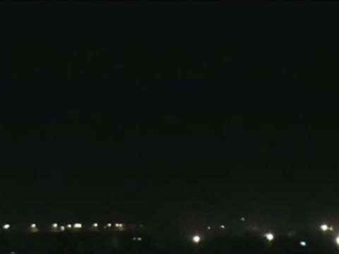 حماه :: طريق حلب :: قصف عنيف على الحي واشتباكت بين الجيش...