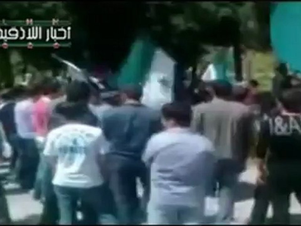 فري برس اللاذقية   الحفة   بابنا والجنكيل  ارحل ارحل يا بشار 6 4 2012 ج2