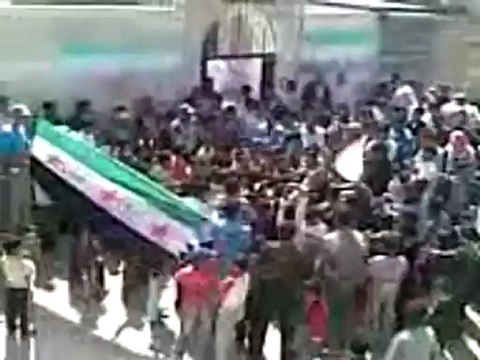 فري برس ادلب مظاهرة كنيسة بني عز جسر النظام الشغور الجمعة 6 4 2012 3