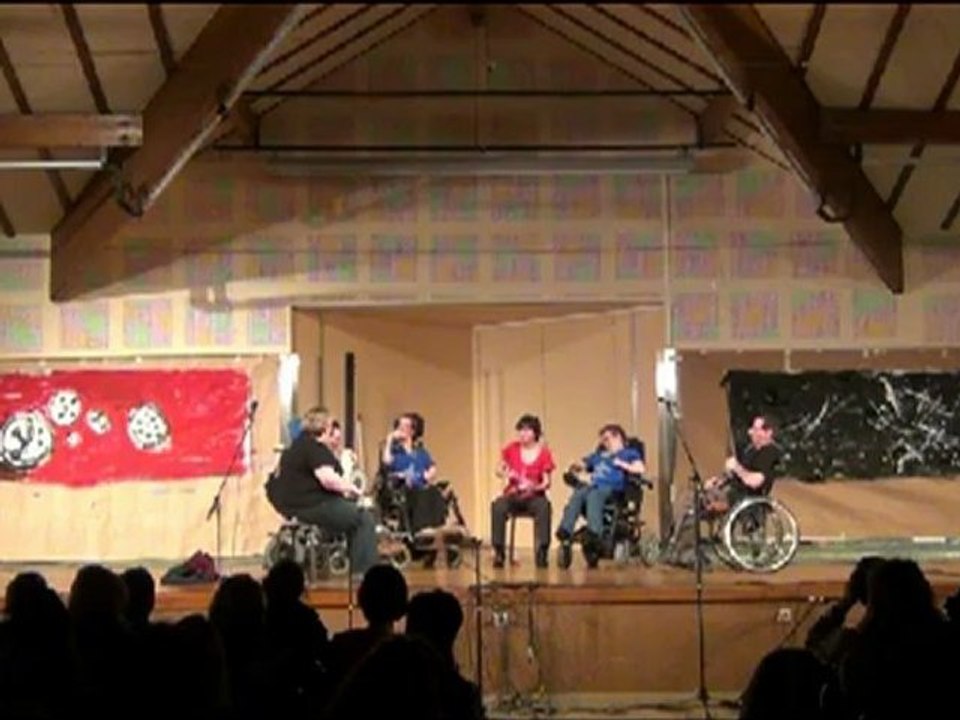 Improvisation -  campagne animée et ville en délire